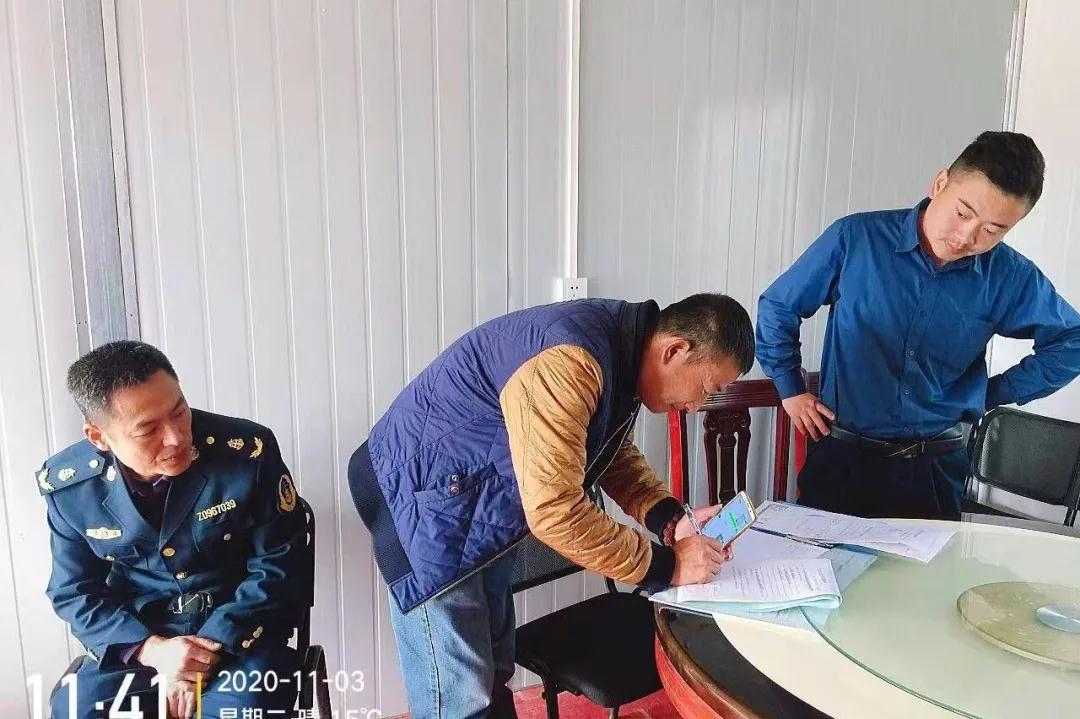 湖北麻城成立專班整治石材產業貨運車輛,6家企業被下達責令整改通知書