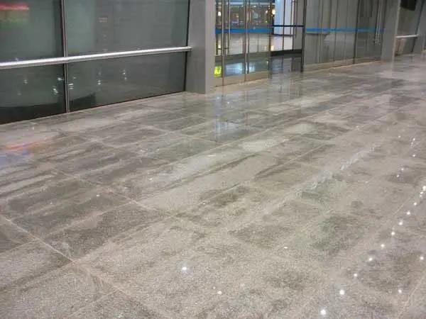 晏輝：背膠并不是預防石材病變的“靈丹炒藥”