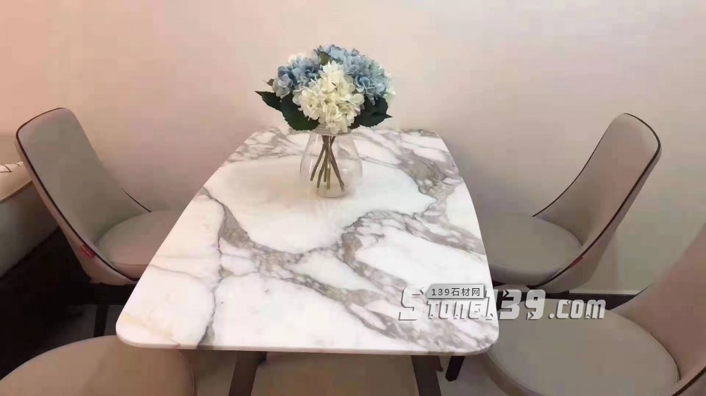 意大利魚肚金&卡拉卡塔金深圳華潤(rùn)安達(dá)仕奢華酒店案例