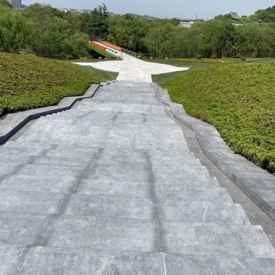 小藍寶花崗石景區臺階地鋪應用