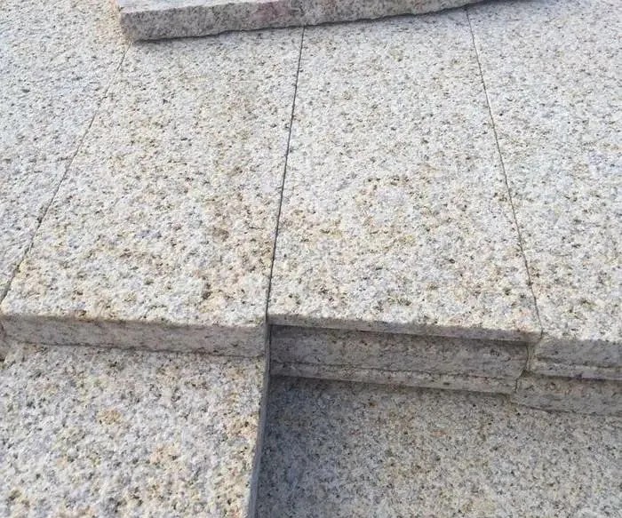 銹石花崗巖，一種低調內斂的石材