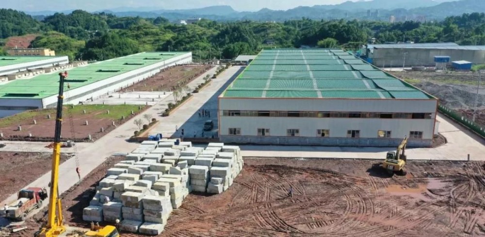 四川宜賓興文縣:以商招商,做強石材產業,附礦山圖片