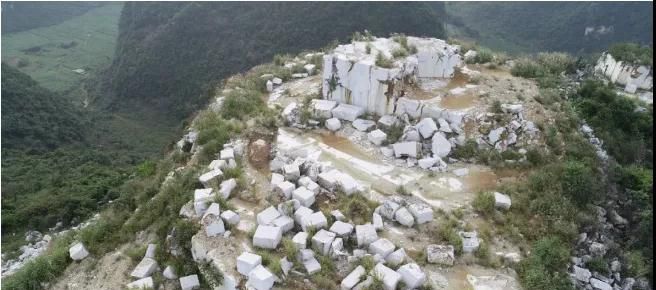 國產灰姑娘大理石產地廣西來賓市興賓區鐵腕治“非法采石” --專項打擊七洞鄉非法采礦工作綜述