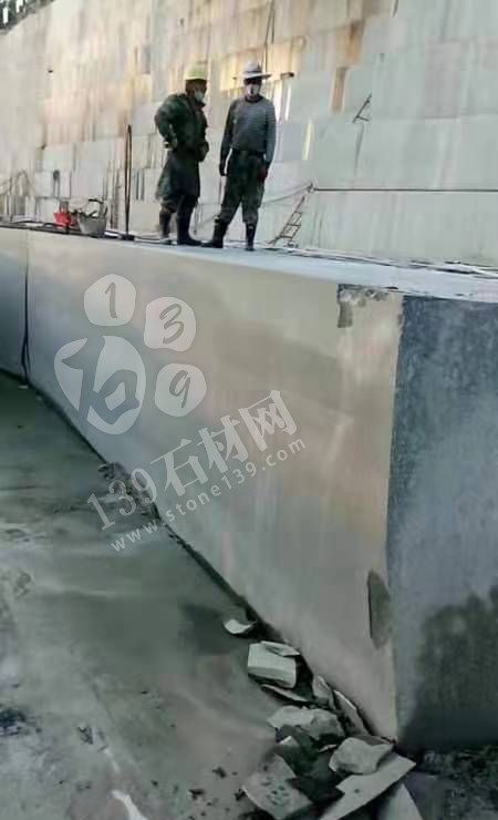 萬國石材帶您了解沒哭了的萬源青石雕刻產品