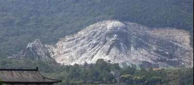 湖北“變廢為寶”，花2.5億改廢棄采石場，建成我國最大山體雕像，當地人：很有意義 
