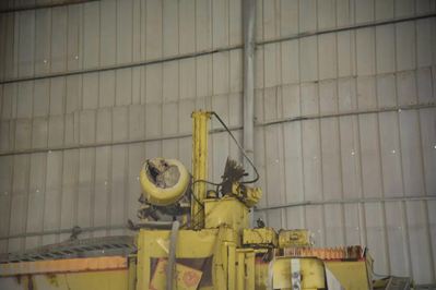 重拳出擊!南安市石井鎮(zhèn)開展石材企業(yè)污染整治行動,對三無石材廠機臺進行破壞處理