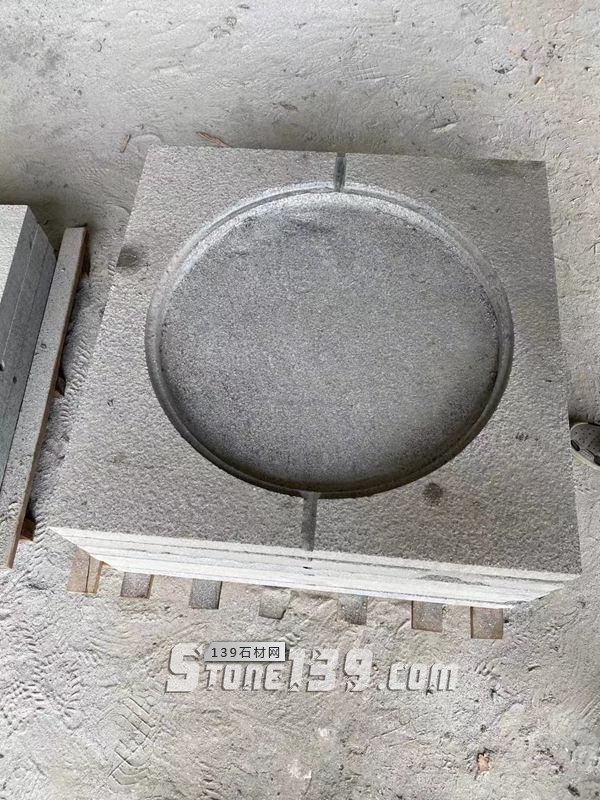 【鐘山大枋石業(yè)】經(jīng)營(yíng)廣西芝麻黑654毛光板、樹(shù)池石、水溝蓋板、馬蹄石、園林環(huán)境等異形石材