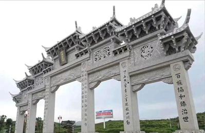 淺談石雕牌坊價格決定因素分析,附價格參考!