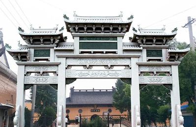 淺談石雕牌坊價格決定因素分析,附價格參考!