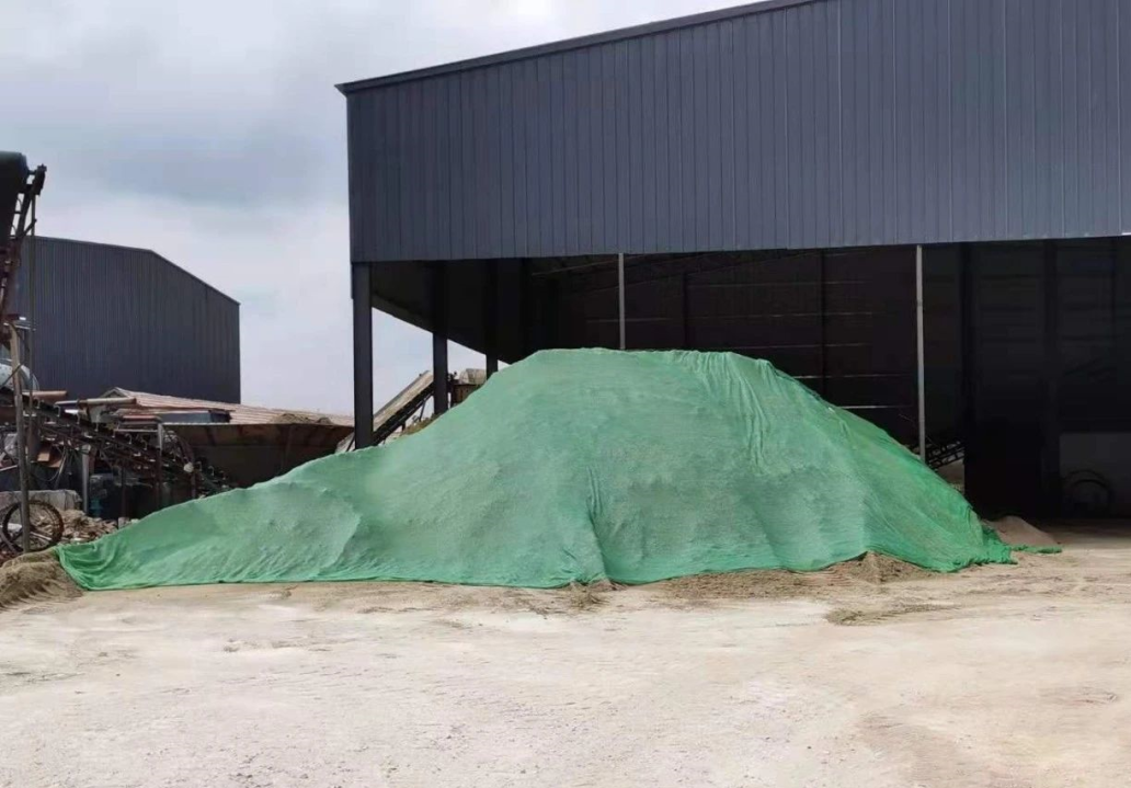 山東莒縣龍山鎮(zhèn)三家石材廠存在揚(yáng)塵污染問題,被立案處罰!