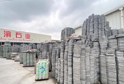 石材廢料加工的冰裂紋、扇形園林地鋪石“隱形冠軍”