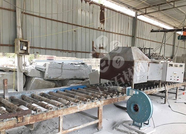 【南陽金泰石業(yè)】主營河南黃金麻、河南黃銹石方城芝麻白花崗巖園林工程配套用石