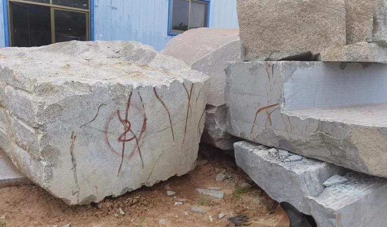 山東濟寧鄒城市石材產業園依托“谷山灰”、“槐花綠”石材品種開工