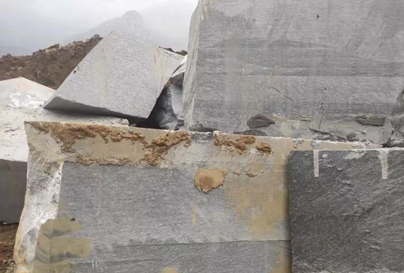 國產(chǎn)特色花崗巖夜里雪石材欣賞!