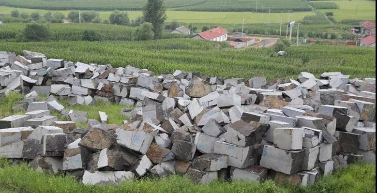 吉林省磐石市花崗巖產(chǎn)區(qū)吉祥黑、吉祥紅石材及礦山鑒賞!