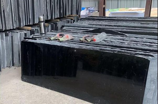 廣西黑石產地賀州市昭平縣富羅鎮廣西黑礦山及產品(新中國黑、富羅黑、蒙古黑)欣賞!