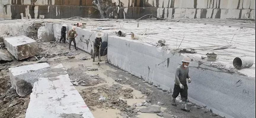 江西芝麻黑石材產區宜春市奉新縣清潭黑花崗巖654礦山石材欣賞！