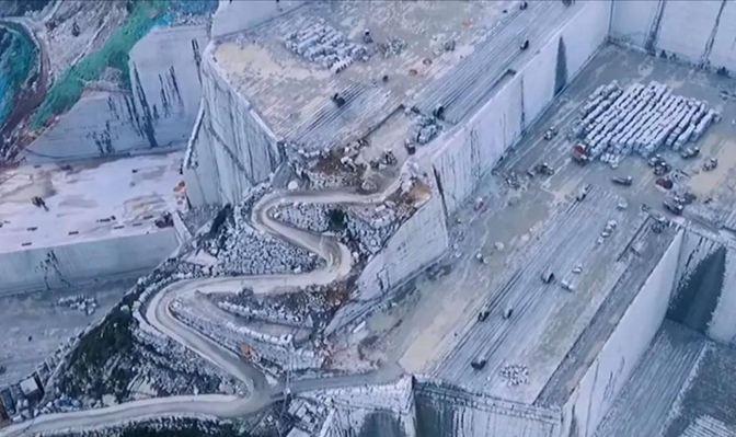 麻城石材產業今年前8個月稅收已超過去年,2026年產值將達到千億