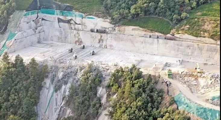 湖南省郴州市花崗巖產區臨武縣世貿白金(鉑金灰),世紀金麻礦山及石材欣賞