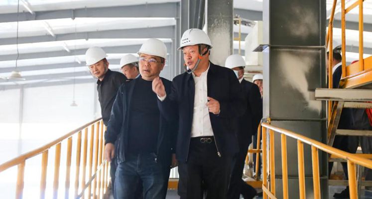 考察幾大知名花崗巖產區,把中部(麻城)石材產業園建成中國臨礦產業集群標桿園區達成共識