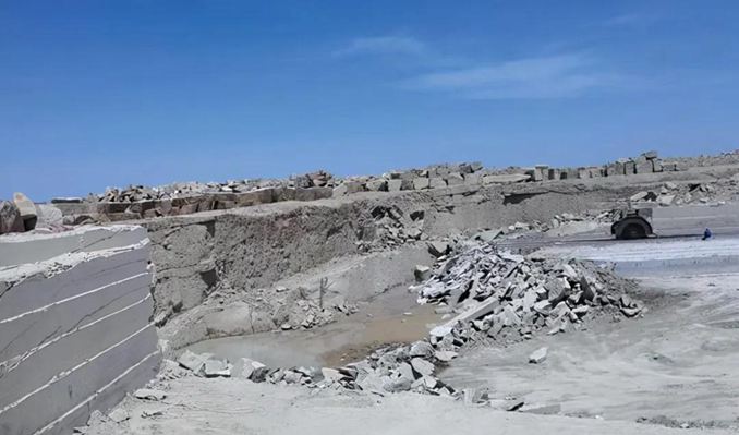 甘肅省敦煌花崗巖礦山欣賞(附漠玉煌,莫高金/漠玉黃,金鉆麻石材品種圖)