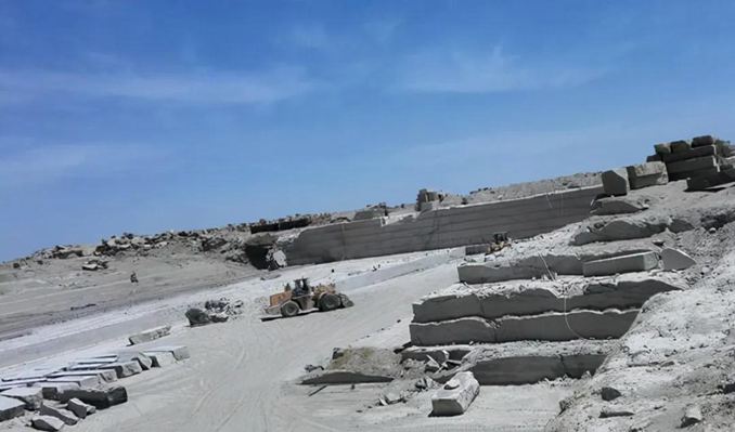 甘肅省敦煌花崗巖礦山欣賞(附漠玉煌,莫高金/漠玉黃,金鉆麻石材品種圖)