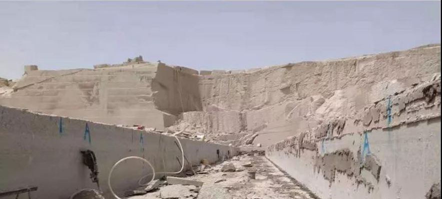 甘肅省敦煌花崗巖礦山欣賞(附漠玉煌,莫高金/漠玉黃,金鉆麻石材品種圖)