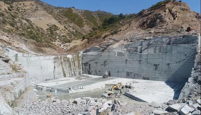 國產進口石材之幻彩紅(加州紅龍)石材欣賞!