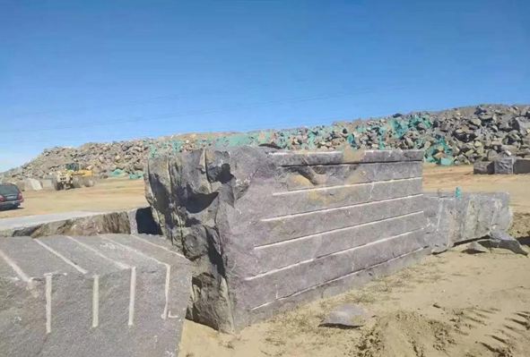 內蒙古烏拉特中旗聯社與當地石材行業商會初步達成信貸合作意向,附黑石產品欣賞!