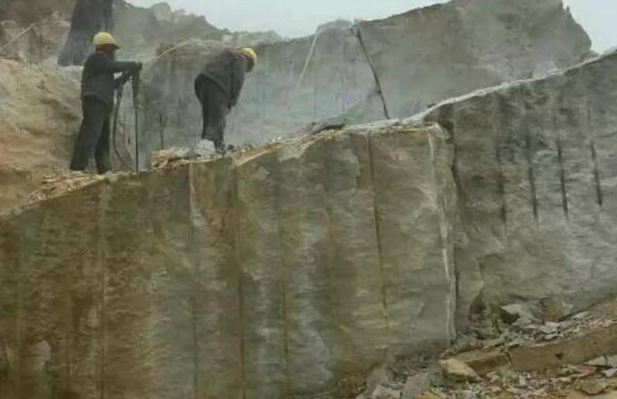 江西省宜春市石材產區袁州區珍珠白石材礦山及應用欣賞!