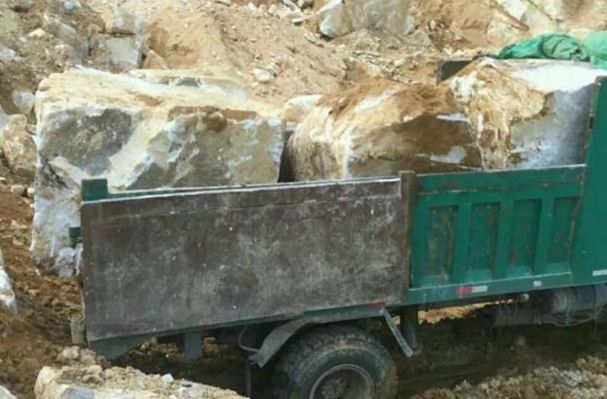 江西省宜春市石材產區袁州區珍珠白石材礦山及應用欣賞!