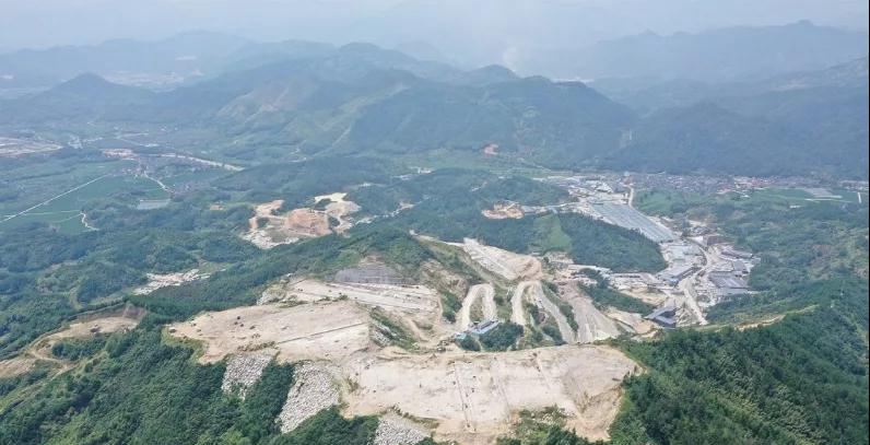 浙江麗水遂昌首個“無廢工廠”有多牛！一年消納42萬噸固廢，打包了周邊石材廠廢石粉？