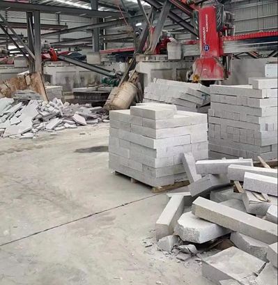 麻城石材工人砸廠事件持續(xù)發(fā)酵，警方已介入調(diào)查！兩敗俱傷，得不償失！