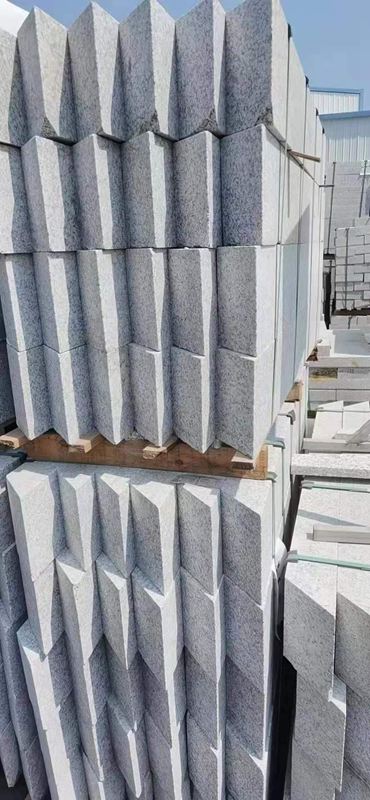 【麻城盛鑫石材】主營湖北芝麻白603、芙蓉白602、外墻干掛、地鋪、路沿石等異形板材