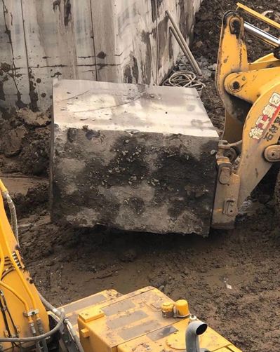 重慶黑石產(chǎn)區(qū)彭水縣中國(guó)黑石材及礦山欣賞!