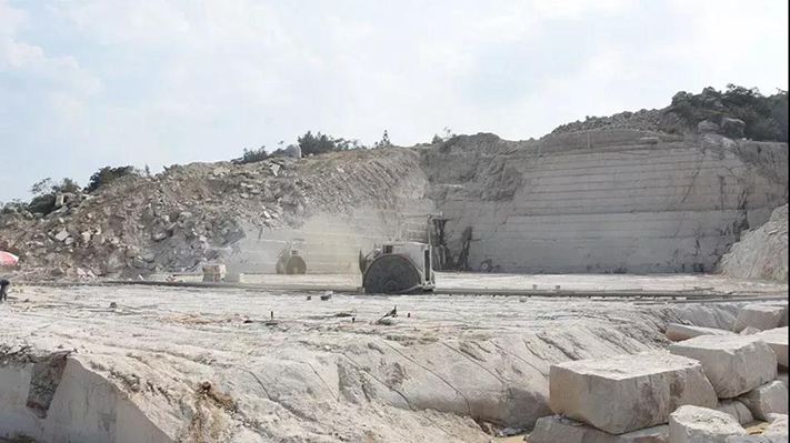 河南信陽羅山縣石材品:黃金麻、銹石、蝦紅、電解黃板、卡拉麥里金欣賞