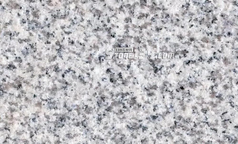 遼寧省莊河市太平嶺鄉(xiāng)青林村花崗巖:芝麻白G603石材欣賞