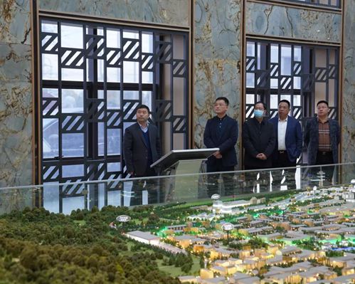 貴州金沙縣委書記考察麻城市石材產業園區，加大“金沙黑”花崗石合作