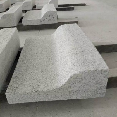 湖北麻城路沿石S型產品