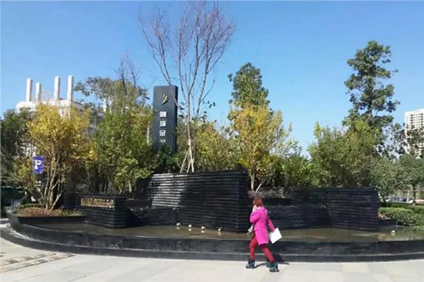 四川雅安滎經(jīng)縣石材產(chǎn)品中國(guó)紅、滎經(jīng)紅、雅蒙黑石材