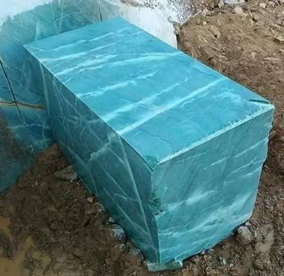 片面地從石材的顏色去判別是否存在放射性危害，是沒有科學依據的！