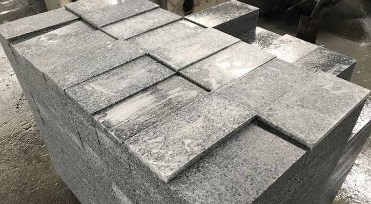 安徽芝麻灰石材產(chǎn)地旌德縣花崗巖礦山及灰麻石材欣賞!