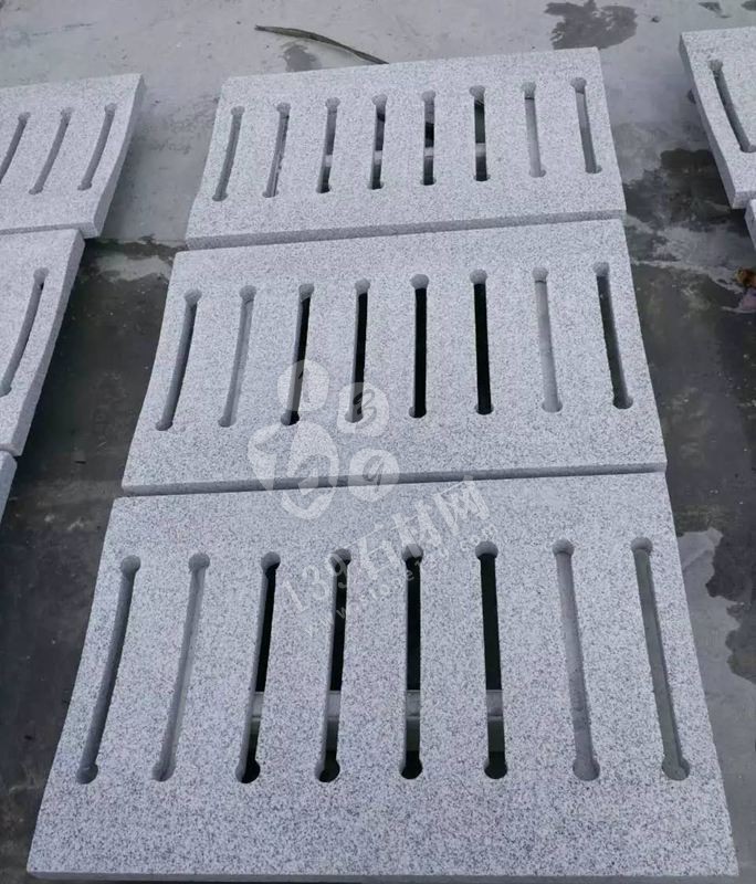 麻城張順利石材廠主要經營湖北芝麻白、芙蓉白環境石，地鋪石，路延石，小方石