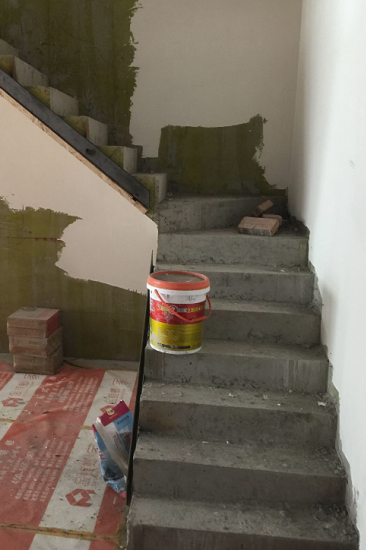 石材裝飾樓梯,選混凝土結(jié)構(gòu)還是鋼結(jié)構(gòu)?那種更好? 石材樓梯的結(jié)構(gòu)選擇 混凝土和鋼結(jié)構(gòu)