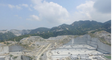 帶您認識和了解河南泌陽芝麻灰花崗巖,附產品和礦山欣賞 河南芝麻灰花崗巖