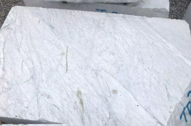 高檔進口白色大理石(雪花白)選料、加工、安裝、結晶護理的一些注意事項 雪花白大理石