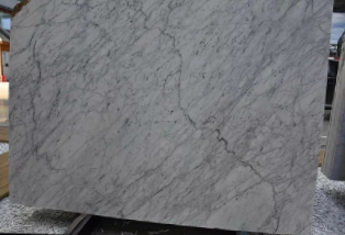 高檔進口白色大理石(雪花白)選料、加工、安裝、結晶護理的一些注意事項 雪花白大理石