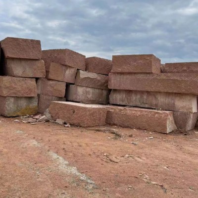 光澤紅荒料礦山大量現貨