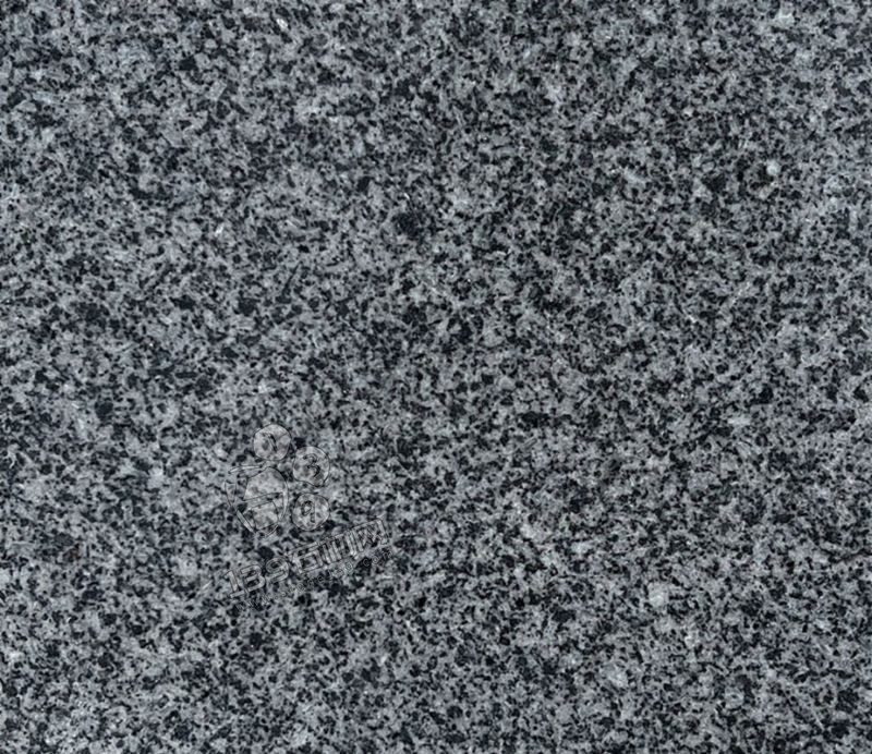 洪剛石業主要經營安徽芝麻黑（金寨黑花崗巖）路沿石、斧剁面、盲道石、蘑菇石等產品