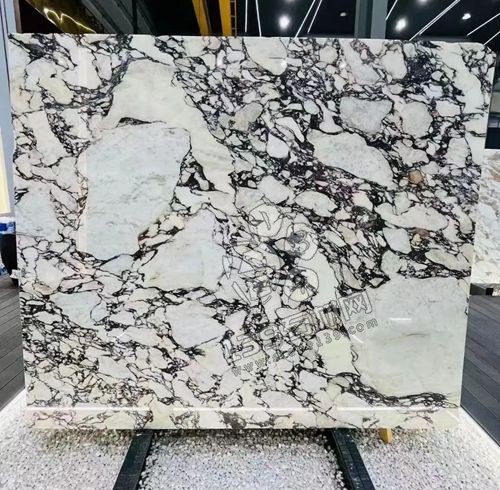 寶格麗大理石(卡拉卡塔紫)